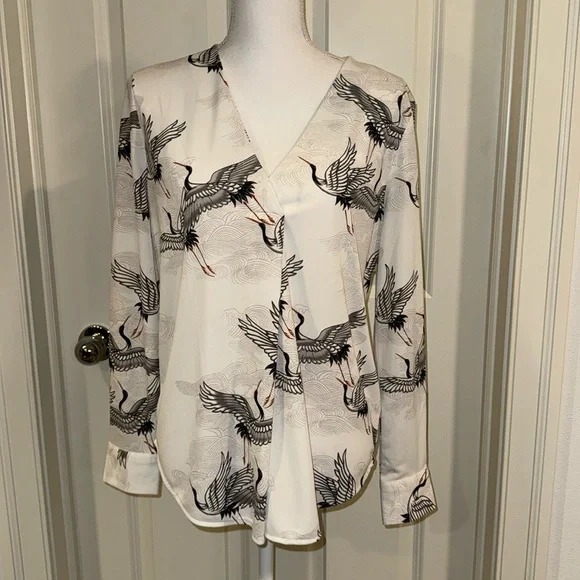 Ann Taylor Factory Flying Cranes V-neck Long-Sleeve Blouse, Size LP - Picture 1 of 10
